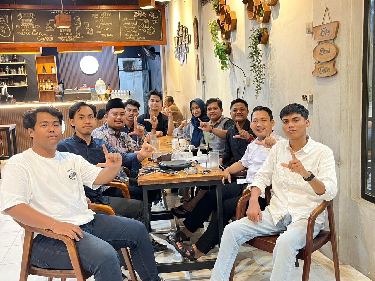 LEPPAMI HMI Pekanbaru Bahas Green Policing Bersama Ketua Umum Cabang Saat Buka Puasa