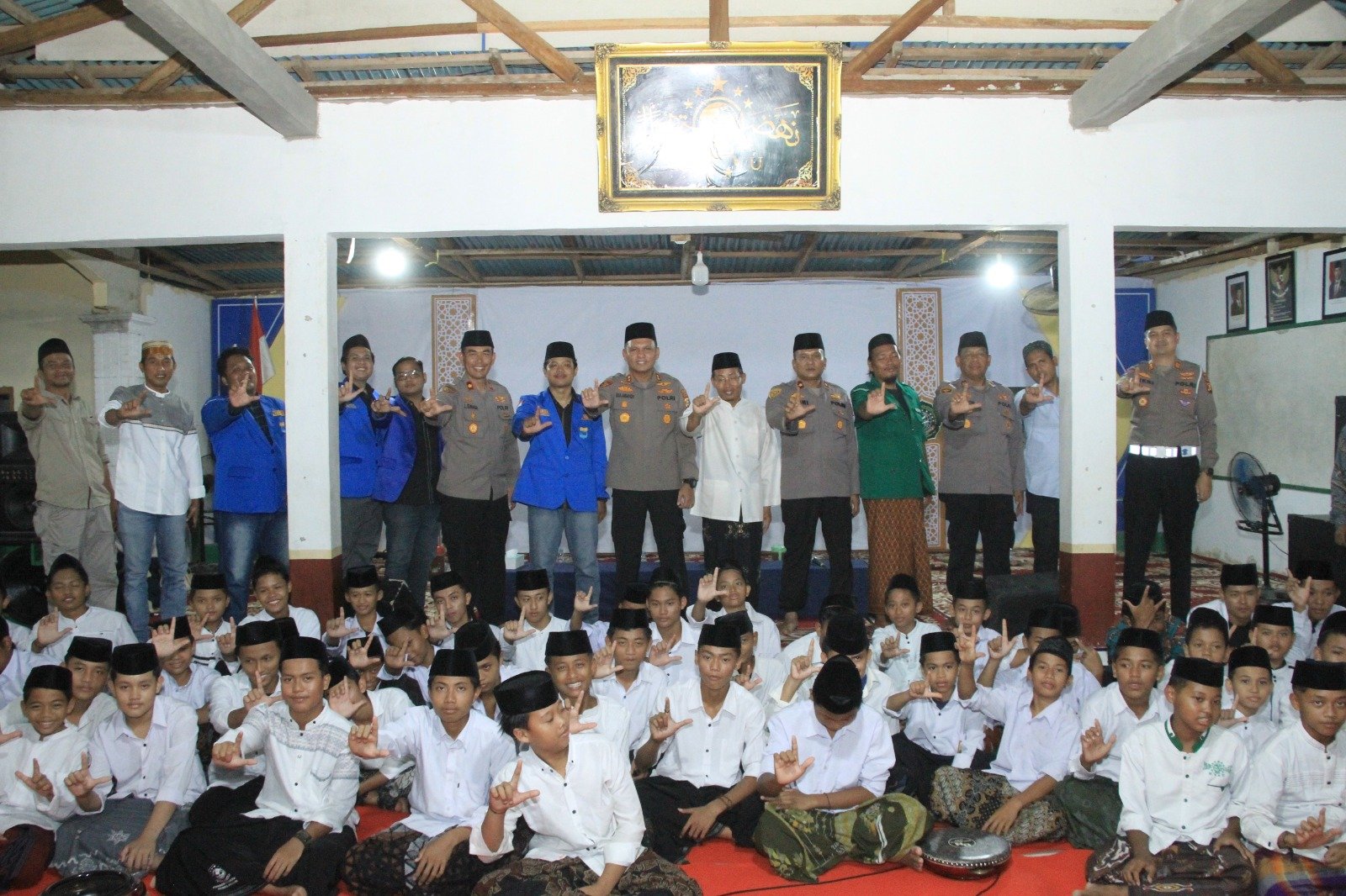 Dari PMII untuk Lingkungan: Gerakan Santri Hijau Bersama Kapolres Inhu di Ponpes Nurul Hikmah